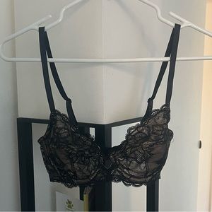 Calvin Klein race bra New. 32C